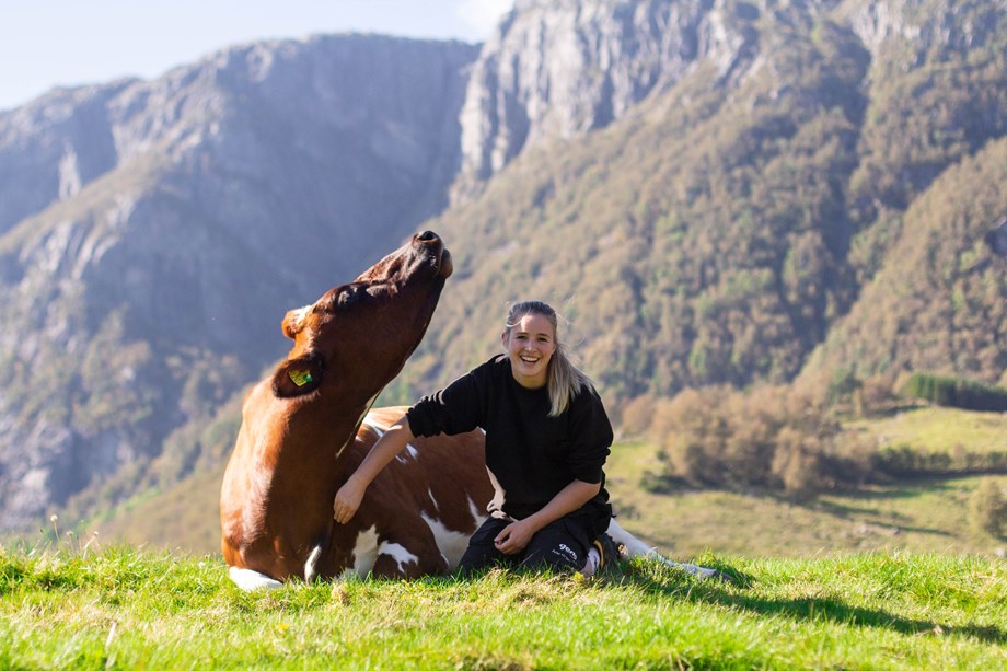 Młoda hodowczyni z Norwegii